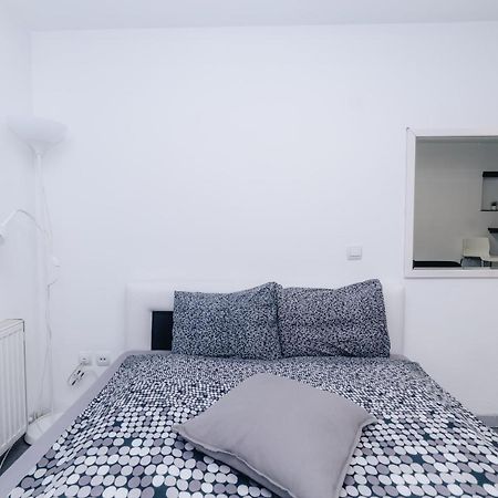 Apartments Luka 克拉古耶瓦茨 外观 照片